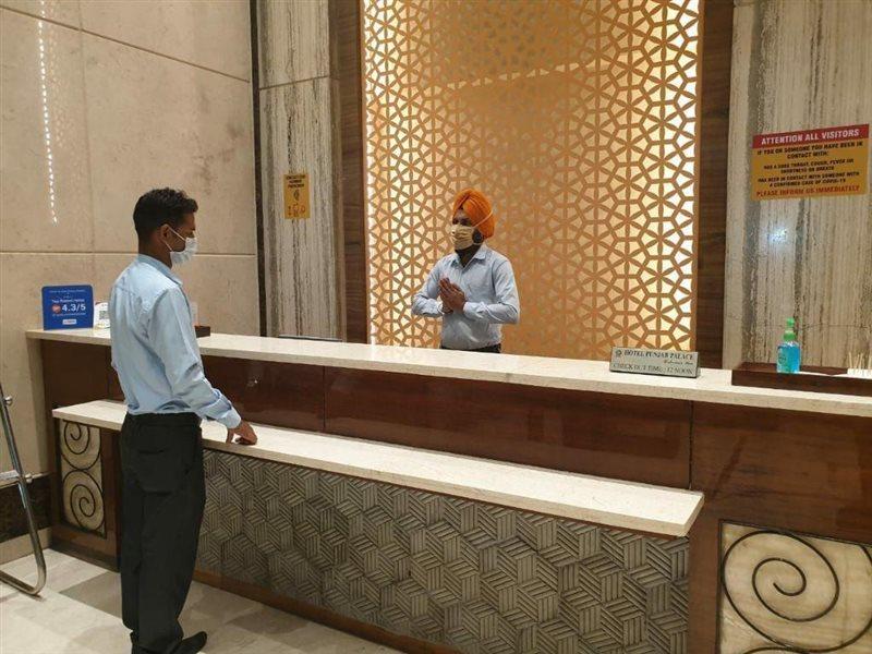 Hotel Punjab Palace Райпур Экстерьер фото
