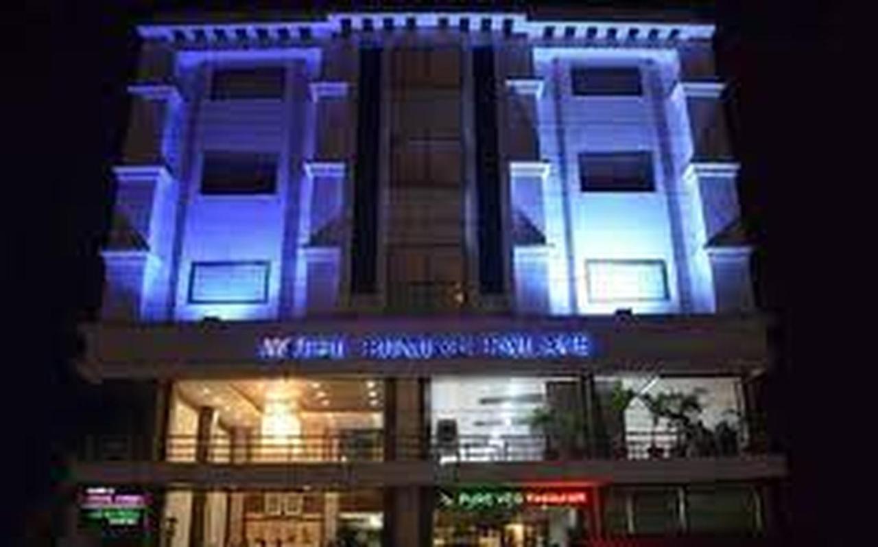 Hotel Punjab Palace Райпур Экстерьер фото